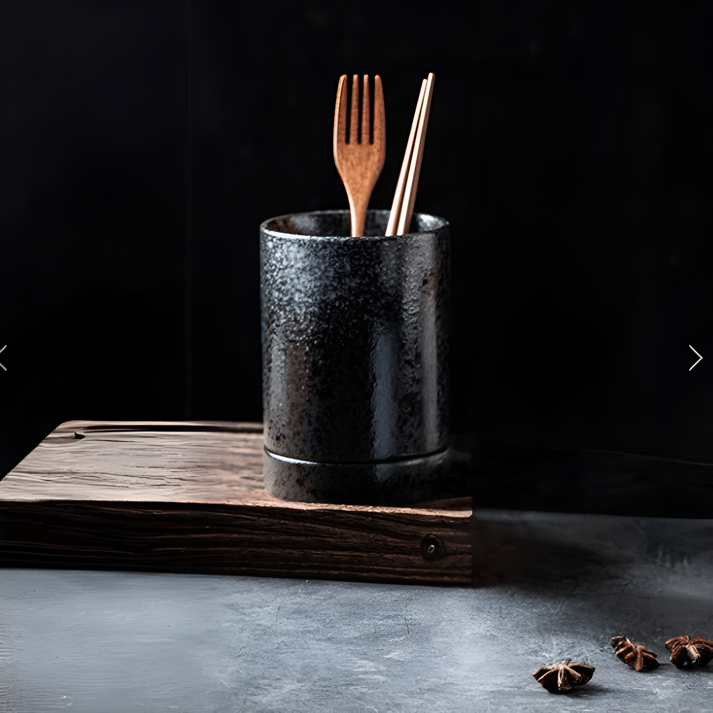 Minimalist Japanese Utensil Holder