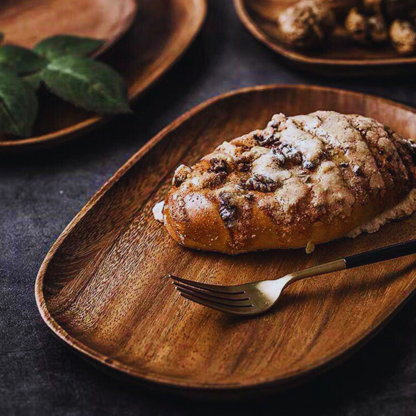 Elegant Oval-Shaped Acacia Wood Serving Trays | 5-Piece Set