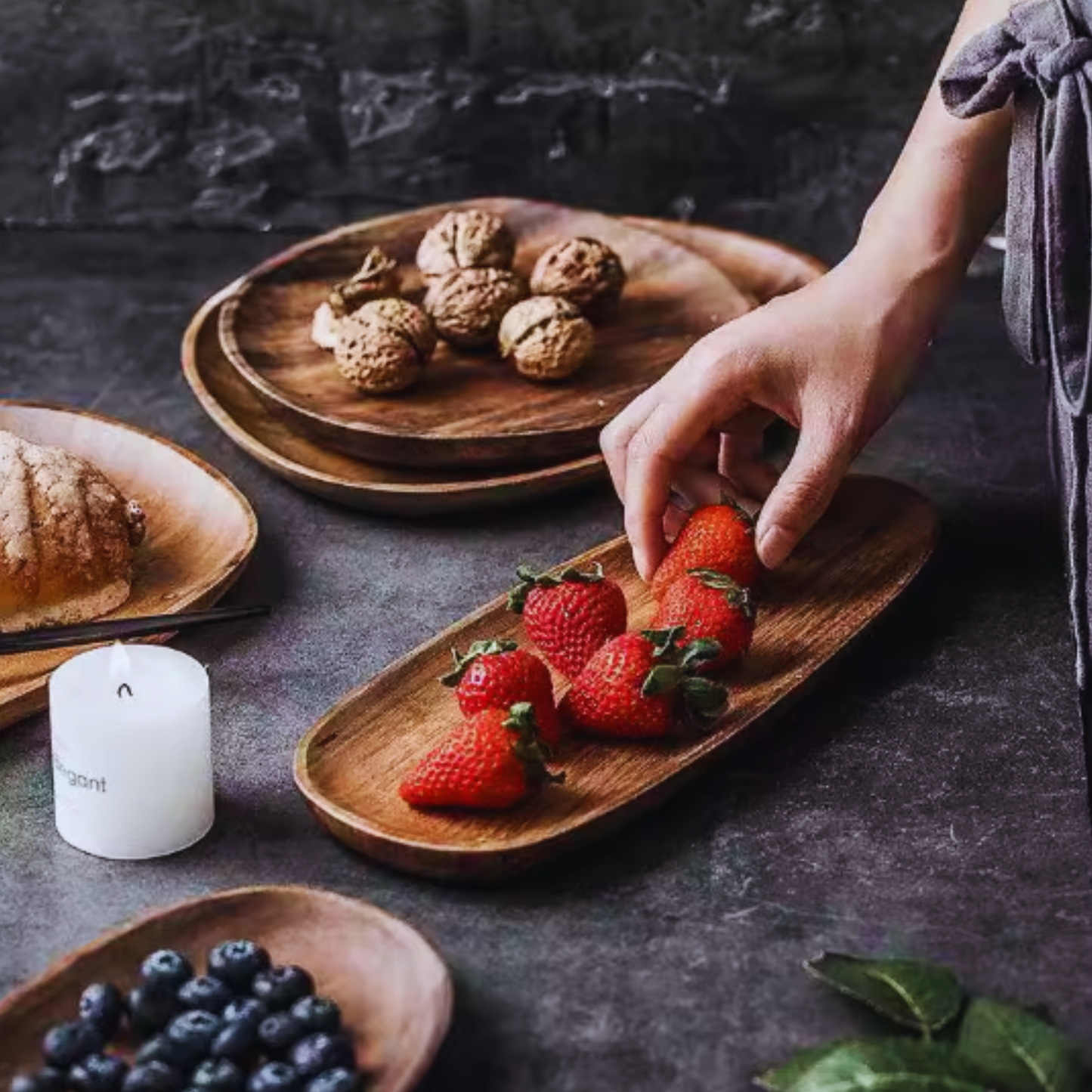 Elegant Oval-Shaped Acacia Wood Serving Trays | 5-Piece Set